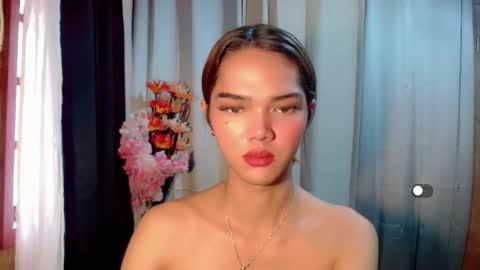 Snapshot of soffy_seductivexx chatting on February 5, 2:16 am open for pvt online show from February 5, 2:16 am