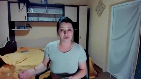 Soffy online show from April 15, 5:25 am