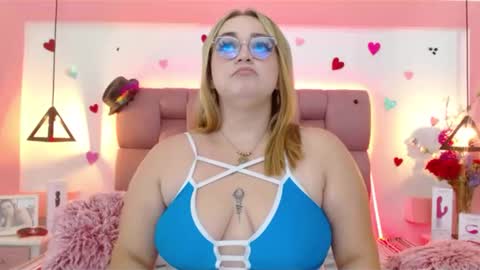 Snapshot of soffybrown chatting on February 21, 1:44 am SoffyBrown online show from February 21, 1:44 am