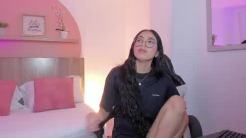 S O F I  online show from June 11, 7:12 pm