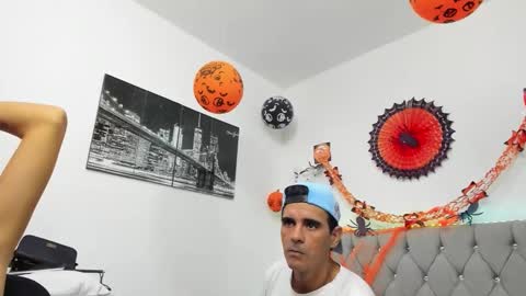 SOFI AND SANTY online show from November 3, 10:42 pm