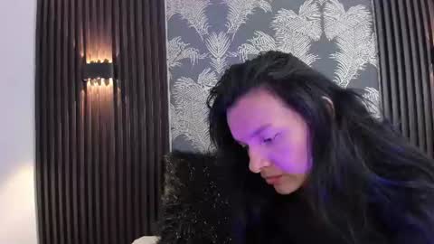 Snapshot of sofi_lassa_ chatting on June 23, 1:58 am SOFIA online show from June 23, 1:58 am