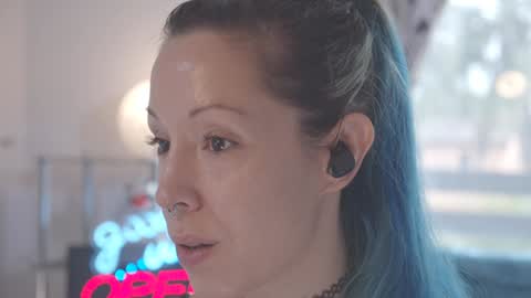 Snapshot of sofi_mora chatting on January 5, 3:23 pm Sofi Mora online show from January 5, 3:23 pm