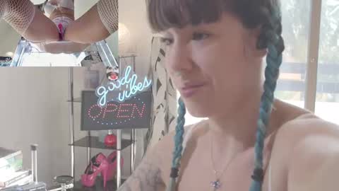 Snapshot of sofi_mora chatting on March 2, 2:54 pm Sofi Mora online show from March 2, 2:54 pm