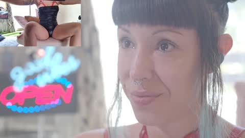 Snapshot of sofi_mora chatting on September 10, 2:50 pm Sofi Mora online show from September 10, 2:50 pm