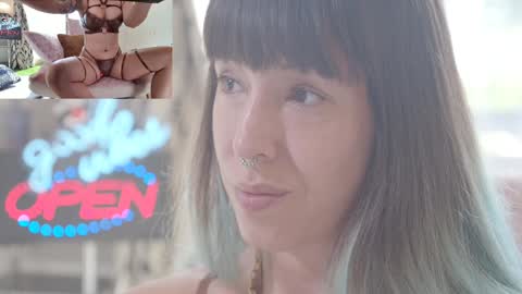 Snapshot of sofi_mora chatting on September 27, 2:22 pm Sofi Mora online show from September 27, 2:22 pm