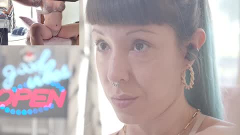 Snapshot of sofi_mora chatting on October 6, 2:25 pm Sofi Mora online show from October 6, 2:25 pm