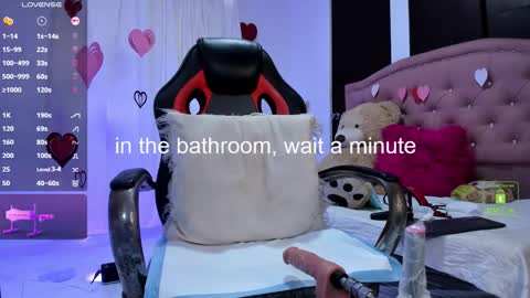 Sofia  online show from February 17, 9:32 pm