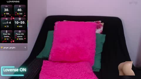 Snapshot of sofia__whitee chatting on March 21, 8:23 pm sofia whitee online show from March 21, 8:23 pm