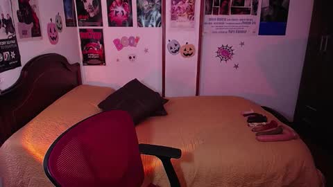 Sofi online show from October 21, 3:02 pm