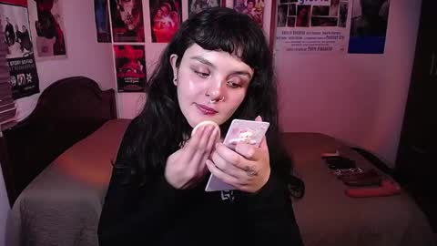 Sofi online show from February 1, 8:07 pm