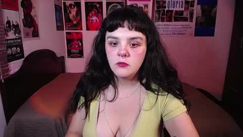 Sofi online show from February 4, 11:42 pm