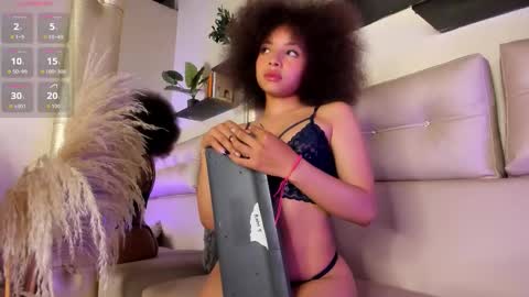 Snapshot of sofia_kay_ chatting on November 29, 8:12 pm S O F I A online show from November 29, 8:12 pm