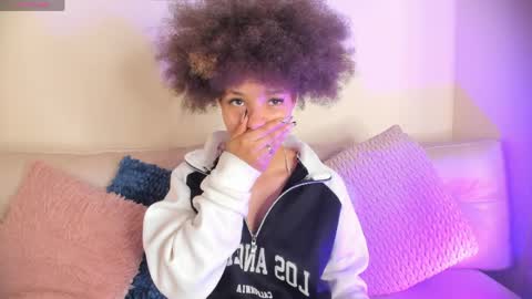 S O F I A  online show from March 30, 7:48 pm