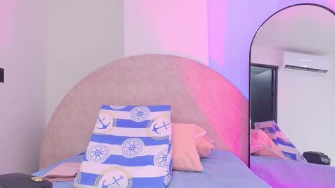 Sofia online show from November 25, 3:06 am