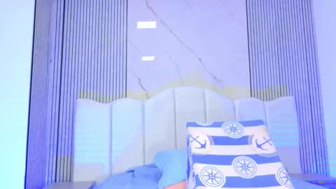 Sofia online show from December 16, 3:11 am