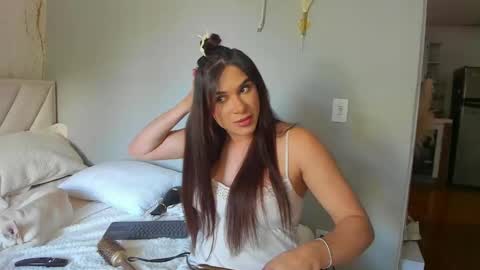 Snapshot of sofia_rivers_ chatting on March 2, 7:23 pm sofia_rivers_ online show from March 2, 7:23 pm