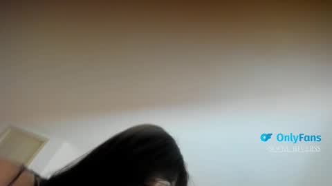 Snapshot of sofia_rivers_ chatting on November 19, 12:21 am sofia_rivers_ online show from November 19, 12:21 am