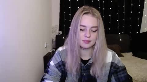 Snapshot of sofia_rosemary chatting on December 4, 11:41 am sofia_rosemary online show from December 4, 11:41 am