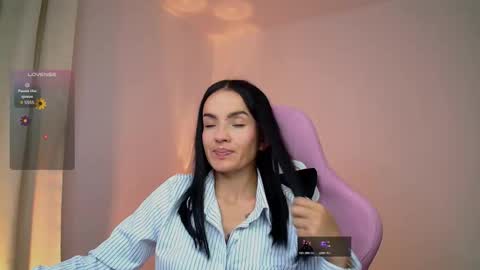 Snapshot of sofia_sb chatting on October 8, 4:32 am Jessica Sofia  online show from October 8, 4:32 am