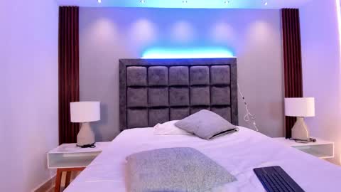 Sofia caramel online show from October 9, 8:51 pm