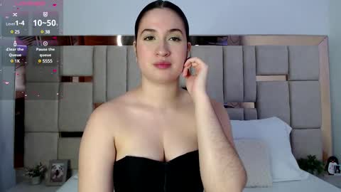 sofiaduque_26 online show from February 23, 8:44 pm