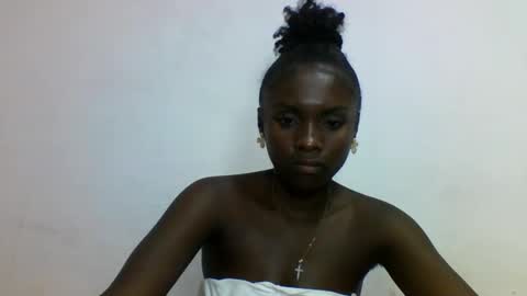 Snapshot of sofiafa chatting on February 25, 6:28 pm sofia online show from February 25, 6:28 pm