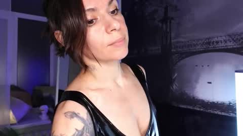 Sofia online show from October 31, 6:42 pm