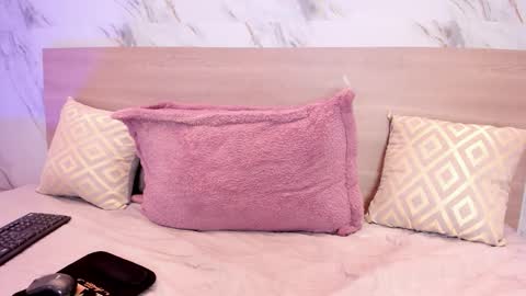 SOFI  online show from December 13, 7:53 pm