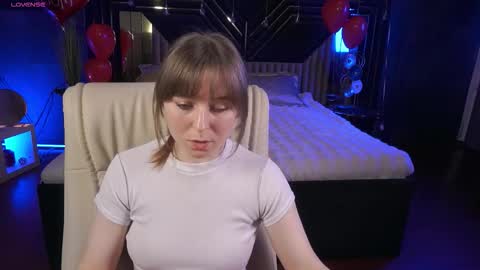 SofiaLuxuryy online show from February 15, 9:33 pm