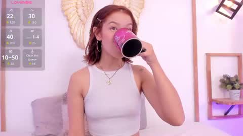 sofiavelez01 online show from July 1, 5:23 pm