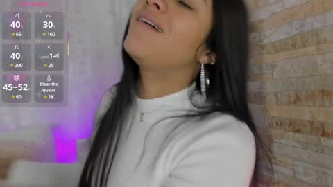 Danna Sofia online show from February 4, 7:11 pm