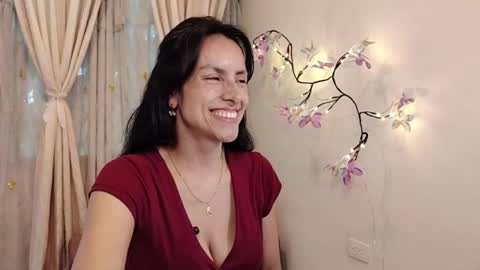 Sofi Bella online show from May 16, 7:45 pm