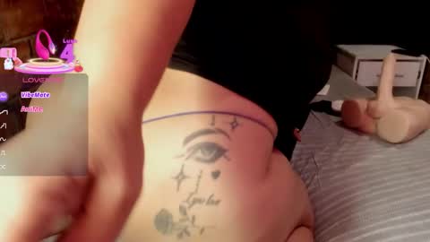 Vicky  online show from November 28, 11:02 am