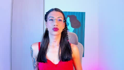 Sofi online show from April 1, 11:55 am