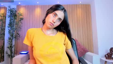 Snapshot of sofiia_palacioss chatting on November 24, 6:40 pm Sofiia Everyday From 1400 to 2200 Col Time online show from November 24, 6:40 pm