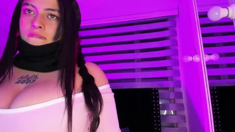 Snapshot of sofiia_rubb chatting on January 22, 9:57 am Sofia online show from January 22, 9:57 am