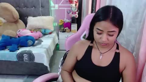 sofia Dreams online show from January 1, 12:21 am