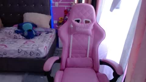 sofia Dreams online show from January 21, 6:02 pm