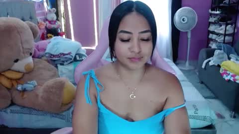 sofia Dreams online show from February 2, 10:19 pm