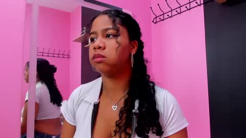 sofiifox online show from February 2, 5:59 pm