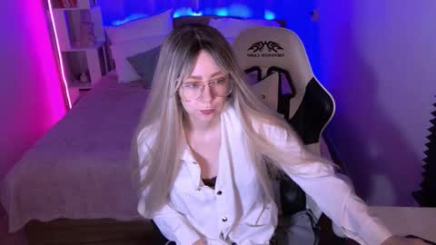 Sofia online show from November 4, 2:10 am