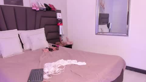      online show from September 24, 11:35 am