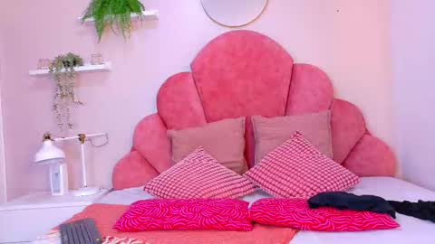 SOFITEEN  online show from December 14, 11:48 am