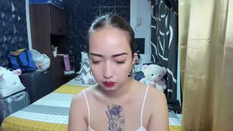 Angel online show from November 17, 12:33 pm