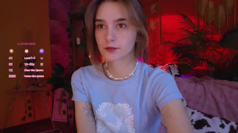 E online show from November 25, 9:09 am