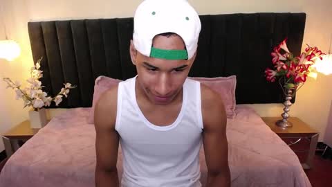 Cam and Amy online show from October 25, 8:14 pm