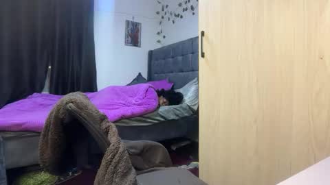 soft_nicole online show from February 24, 5:44 pm