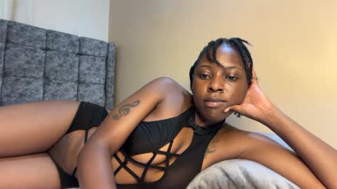 Snapshot of soft_nicole chatting on May 22, 8:36 pm soft_nicole online show from May 22, 8:36 pm