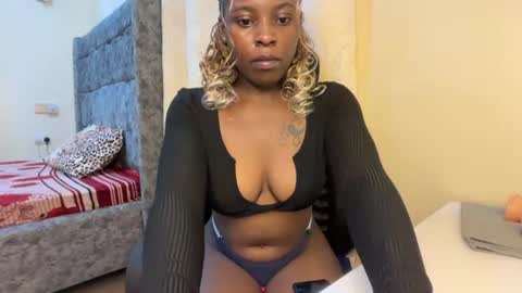 soft_nicole online show from July 26, 8:38 pm
